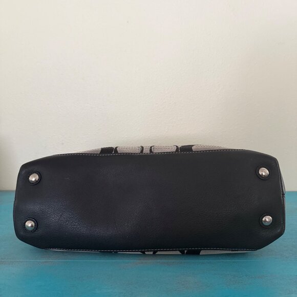 COACH Penelope Signature Navy & Gray Shoulder Bag 14422 - Picture 9 of 10